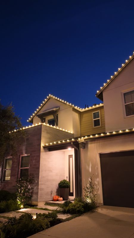 Holiday Lighting gallery