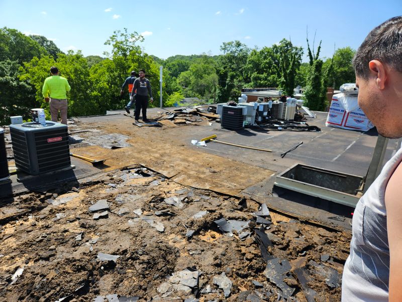 TPO Flat roof installation 