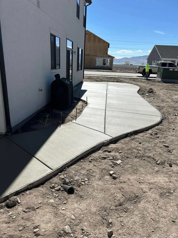 Seamless Concrete Transformation: Enhancing Outdoor Spaces in Saratoga Springs