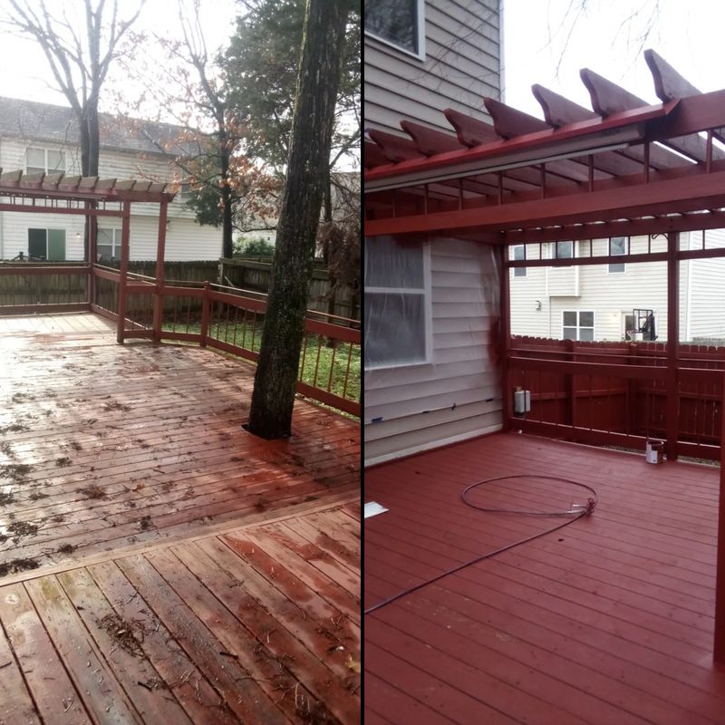 DECKS