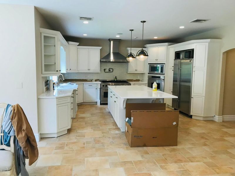 Kitchen and Cabinet Refinishing