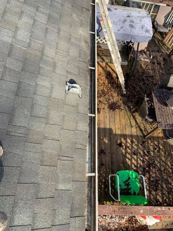 Gutter Cleaning gallery