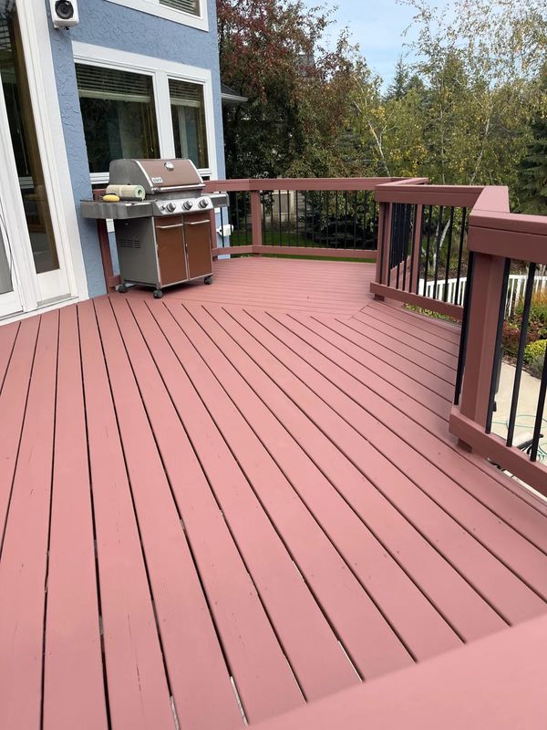 Deck Painting & Staining