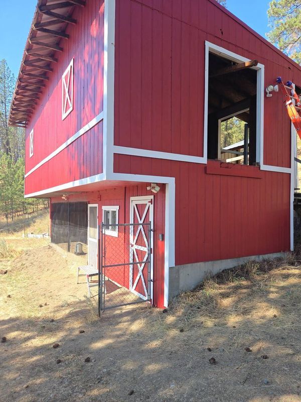 Barn Painting