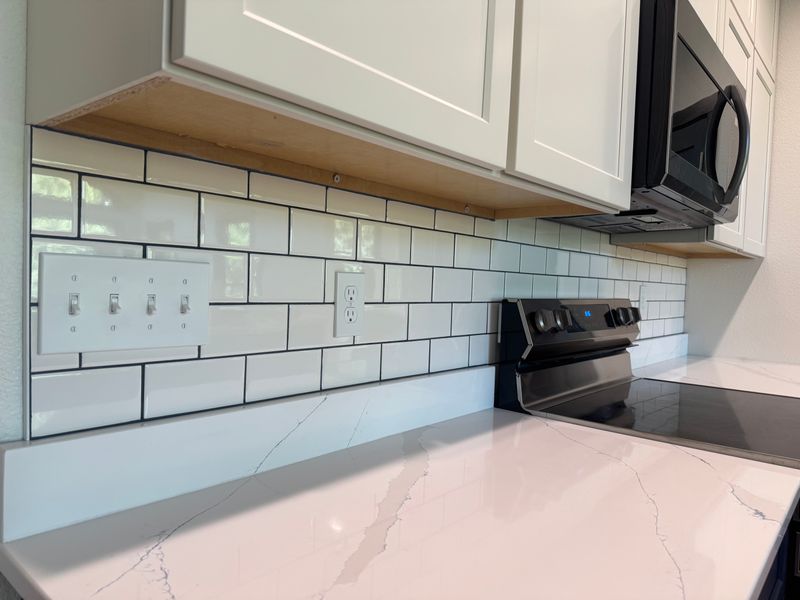 Kitchen Backsplash Tiling