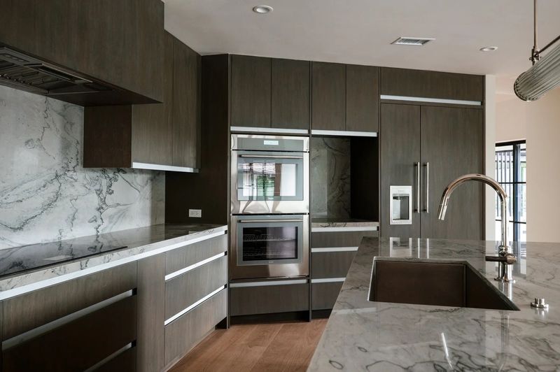 Custom Cabinet Finishes