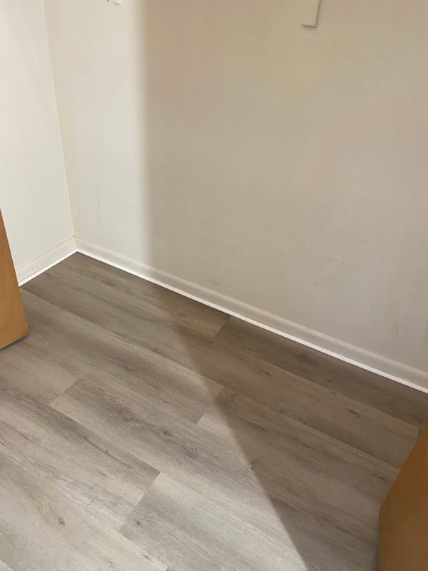 Vinyl and Laminate Flooring