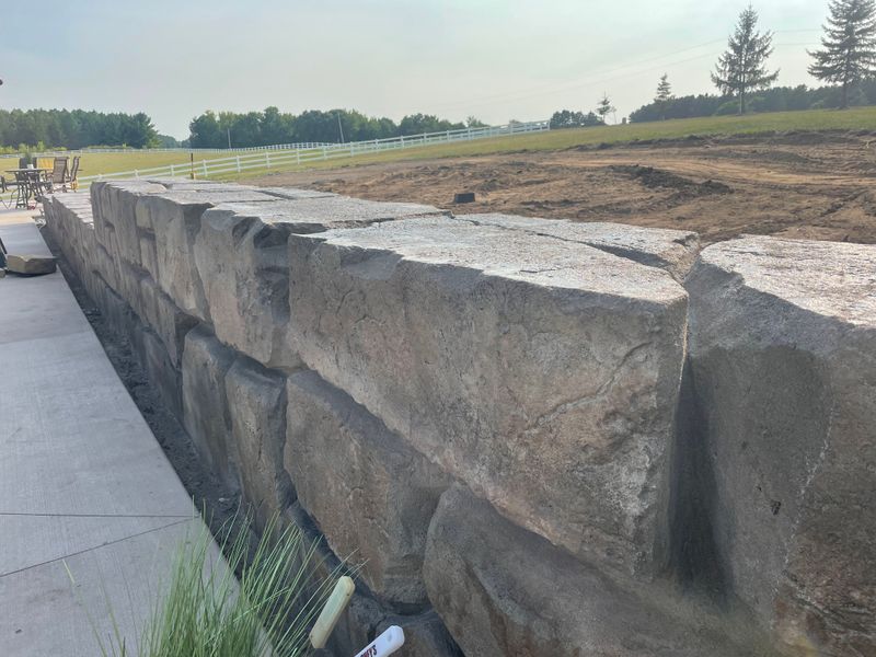 Carved Concrete Retaining Walls 