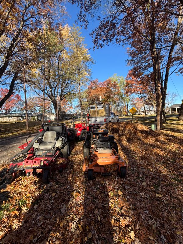Weekly Lawn Maintenance
