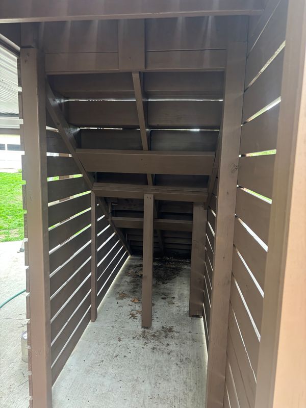 Deck Staining and Sealing