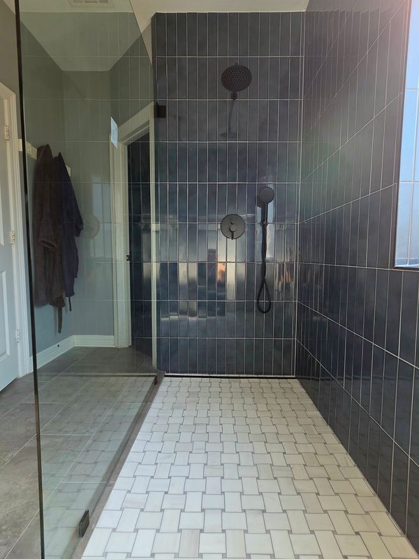 Custom Walk-In Showers