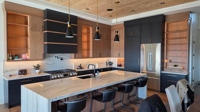 Cabinet build and installation