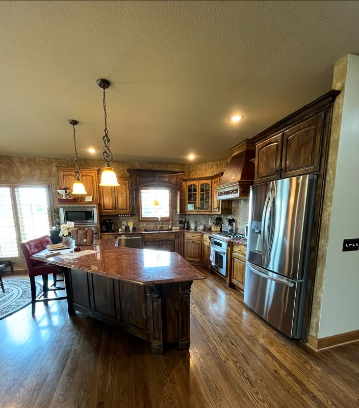 "Transformative Interior Paint Project: Nova Painting Revitalizes Lees Summit Home"