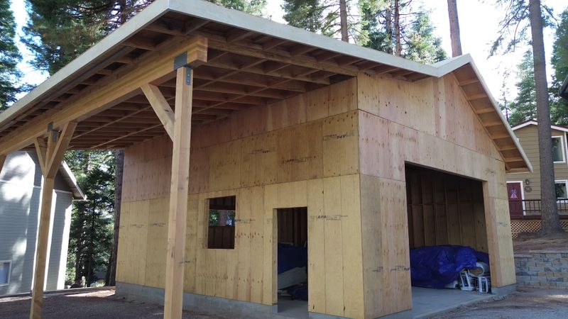 Detached Garages & Framing