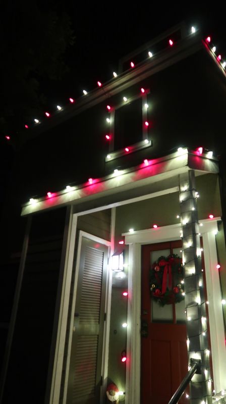 Holiday Lighting gallery