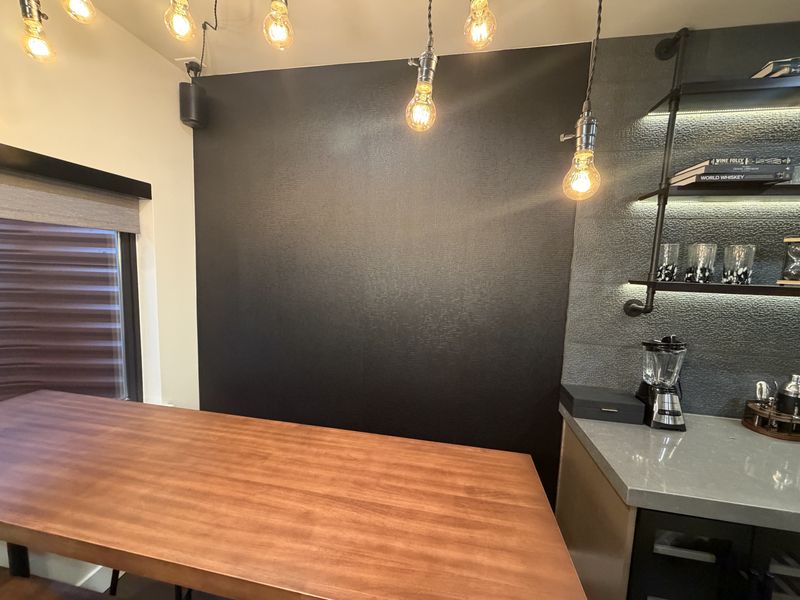 Wallpaper Installation and Removal