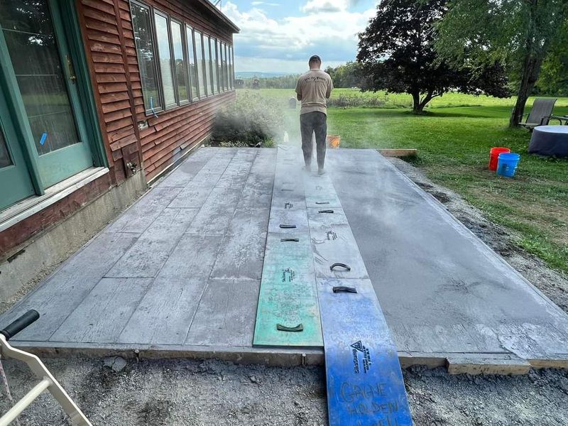 Concrete Pouring & Finishing