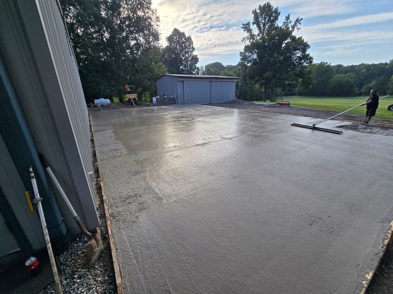 Concrete Pouring & Finishing