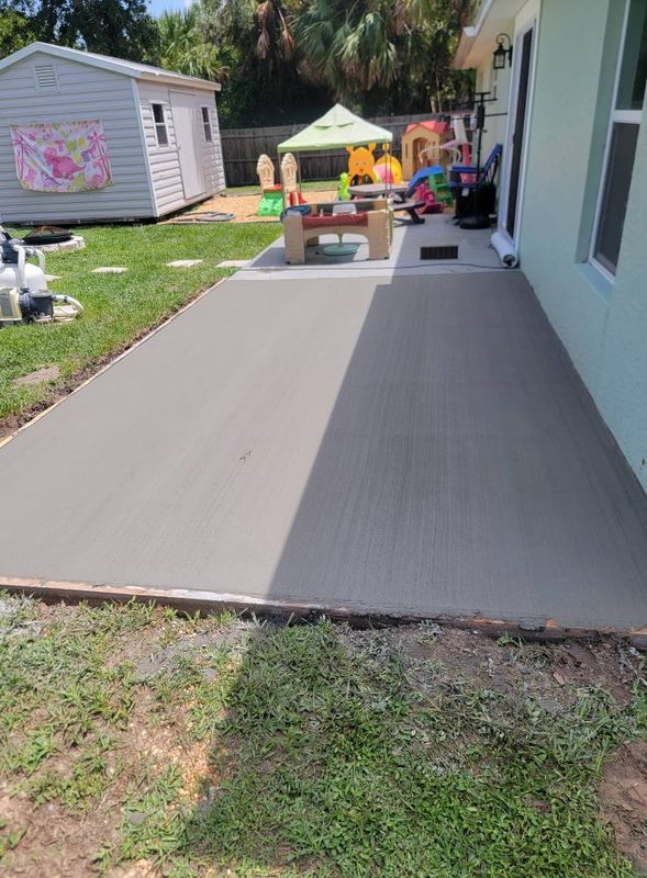 Concrete Patios & Walkways