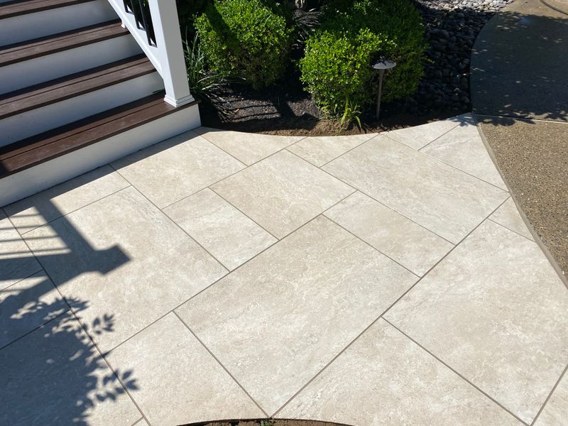 Flagstone/masonry hardscaping