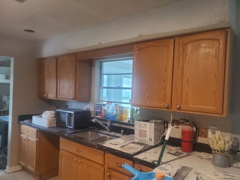 Cabinets 