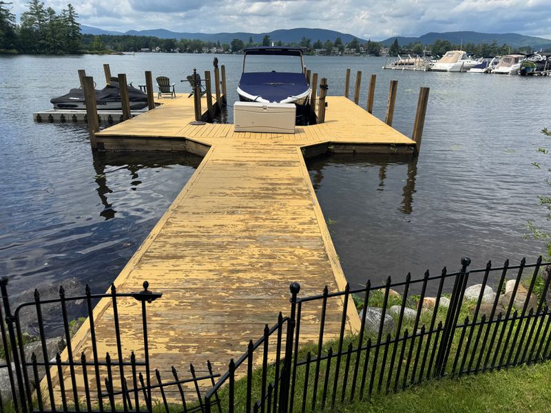 Lake dock