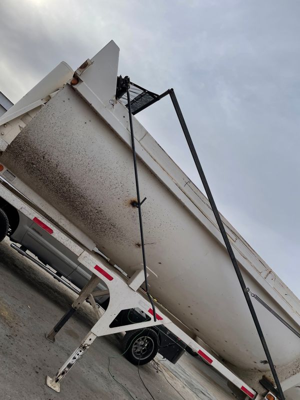 Construction Trailer Repair and Custom Fabrication