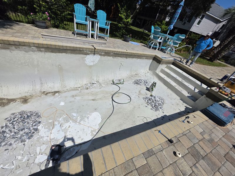 Pool Repair and Maintenance