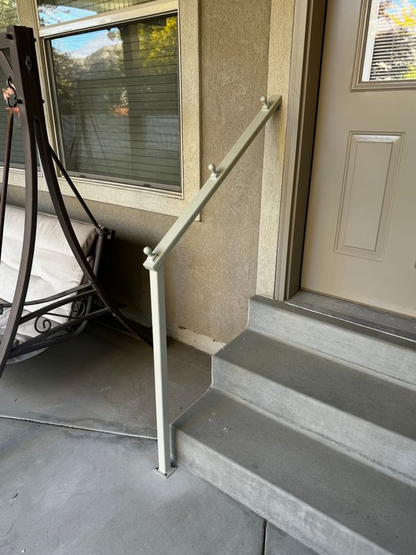 Handrails and grab rails