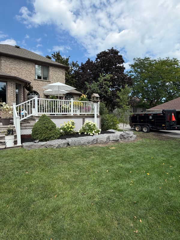 Transformative Oasis: Clover Creek's Landscape Masterpiece