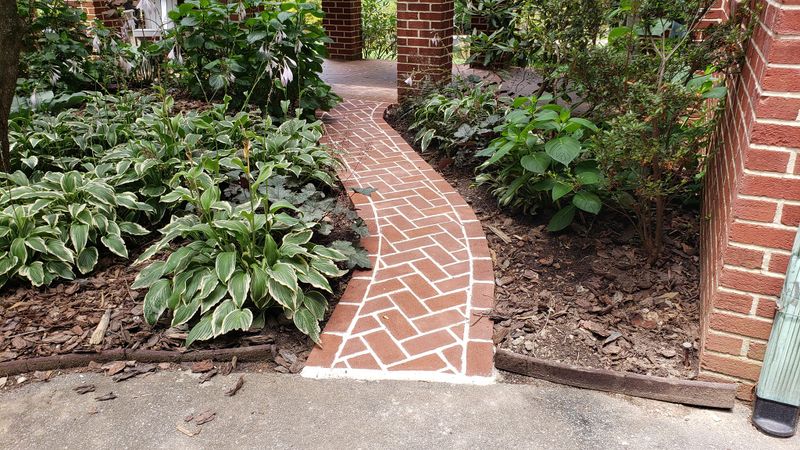 Hardscape brick laying
