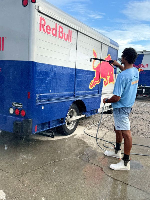 Fleet Washing, RV, Boats & Specialty Cleaning