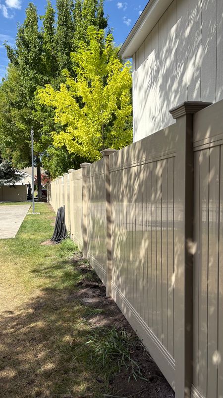 Vinyl Fencing