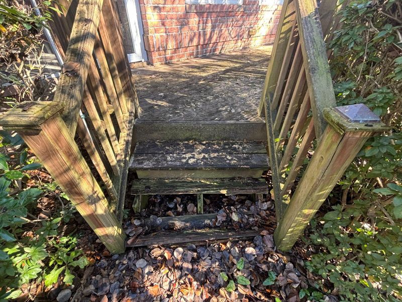 Deck & Patio Cleaning