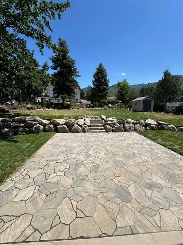 Create Your Own Outdoor Relaxation Zone with Lone Pine Landscape