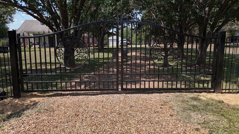 Residential Fence 