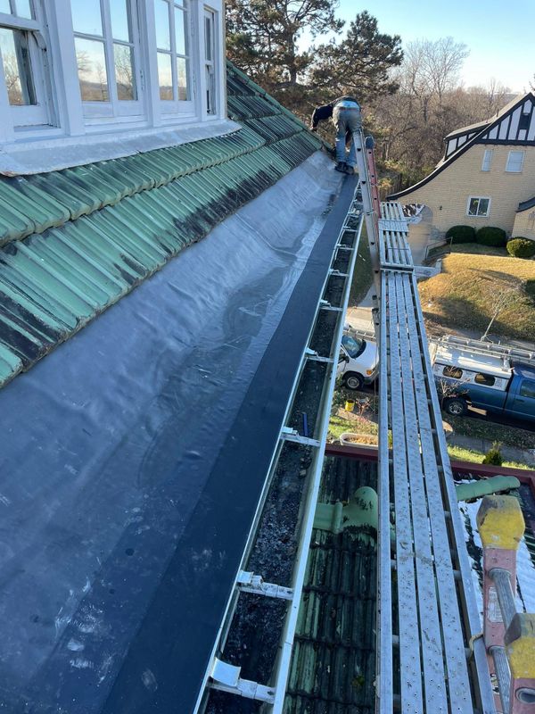Low slope roofing services