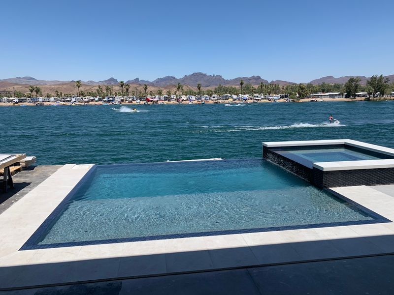 Pool Cleaning & Maintenance