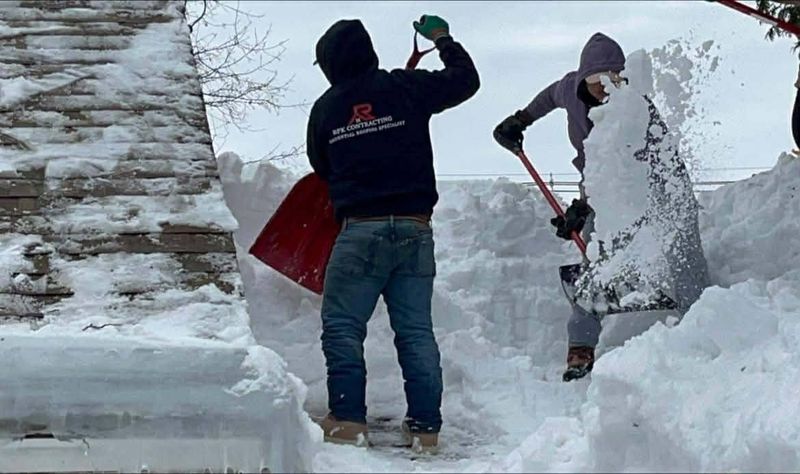 Residential Roofing Snow & Ice Removal Services 