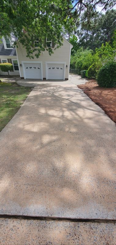 Driveway and Sidewalk Cleaning gallery