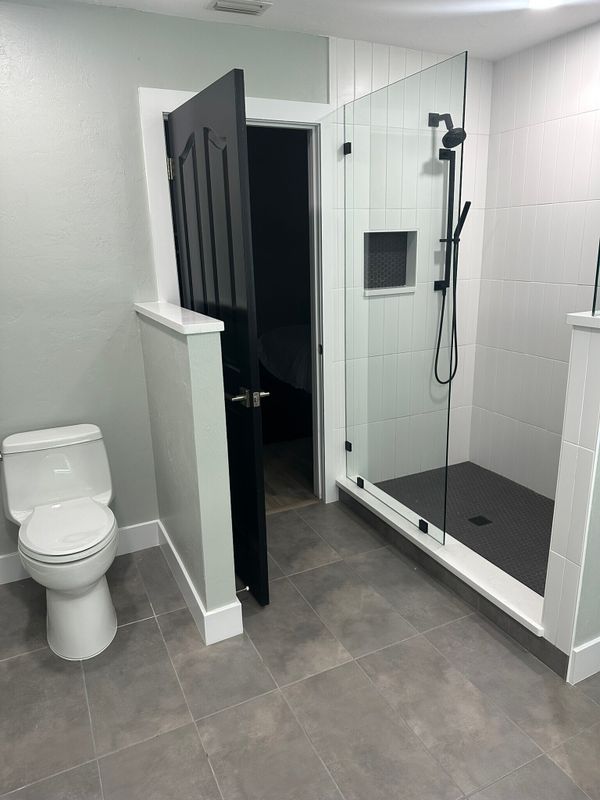 Vertical Vision: Transformative Subway Tile Elegance in Gainesville, FL