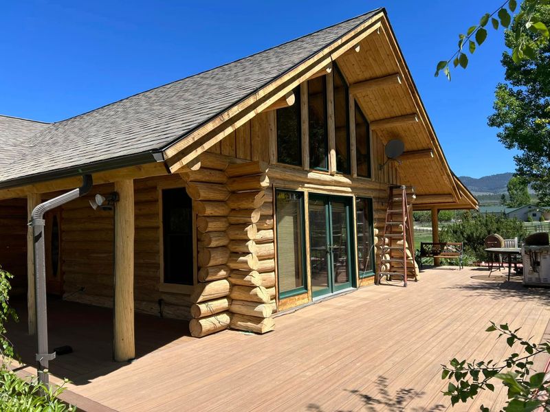 Log Home Staining in Montana