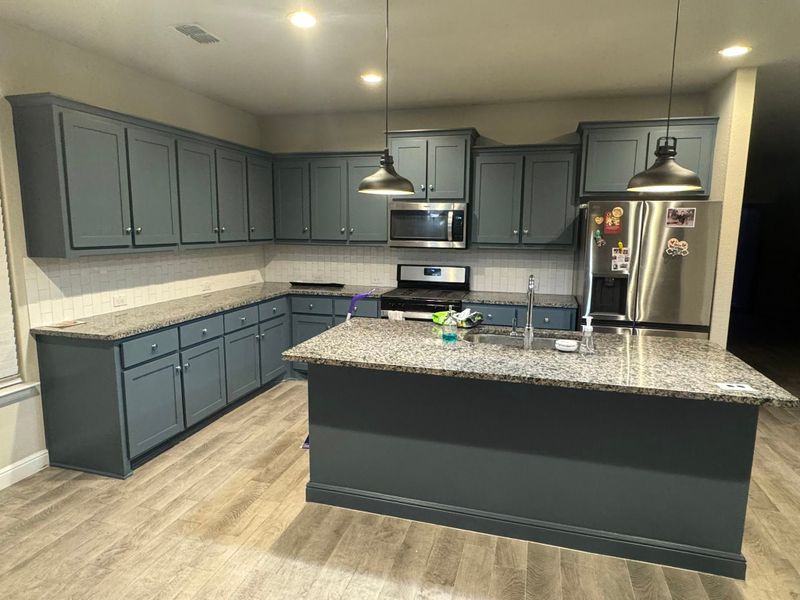 Countertops & Backsplashes