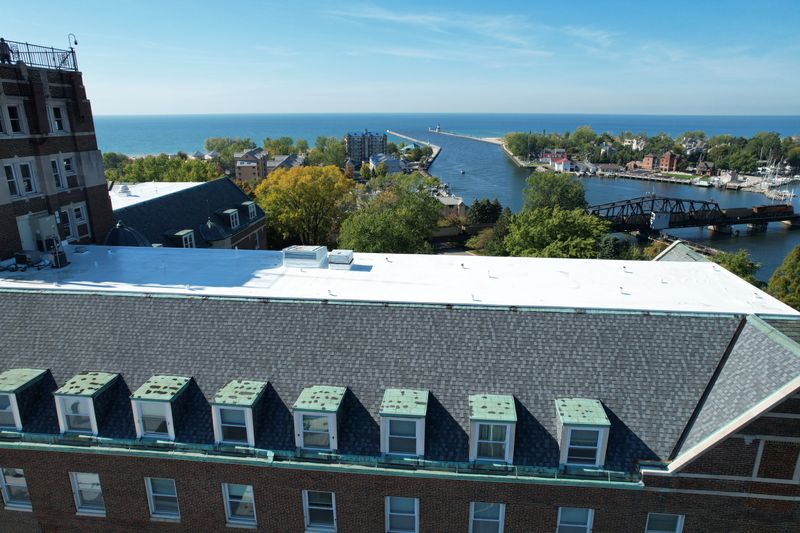 Commercial Flat Roofs