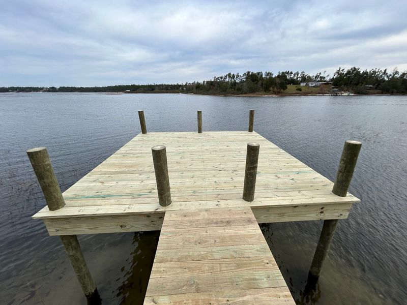 Docks