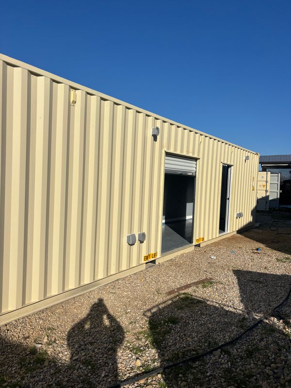 40 Foot Containers