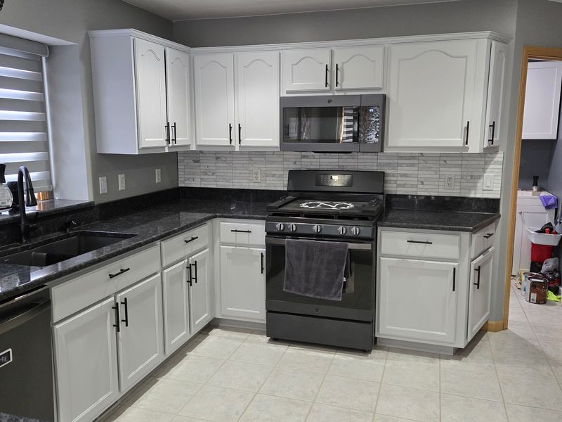 Kitchen And Cabinet Refinishing