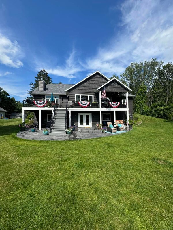 Custom Deck Construction
