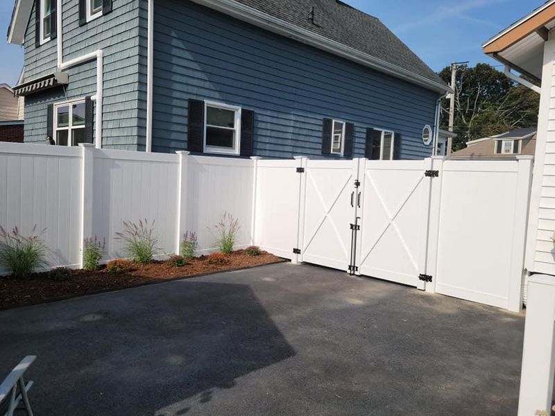 Vinyl Fences