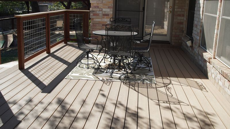 DECKING